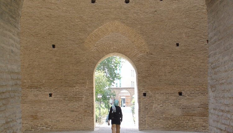 Toghrol_Tower_portal