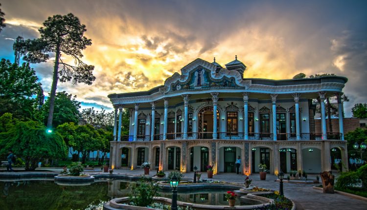 Shahpouri-House-in-Shiraz-Persia-Photo-by-Hossein-Amini