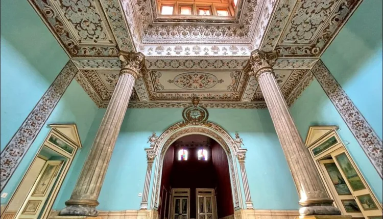 Mostofi-ol Mamalek Mansion Interior